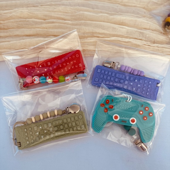 Customizable pacifier clips/ teethers - Picture 7 of 9